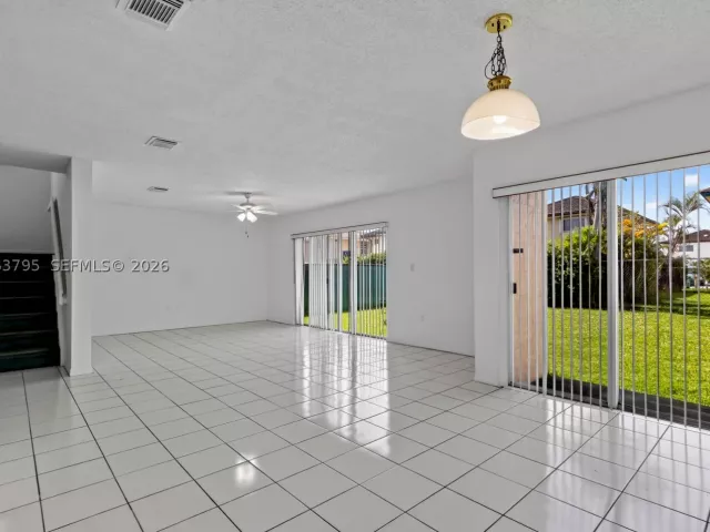 4-bedroom home for sale in Miami - 14156 SW 163rd Ter - MondialRealty