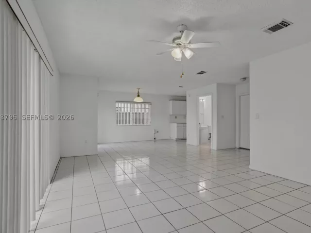 4-bedroom home for sale in Miami - 14156 SW 163rd Ter - MondialRealty