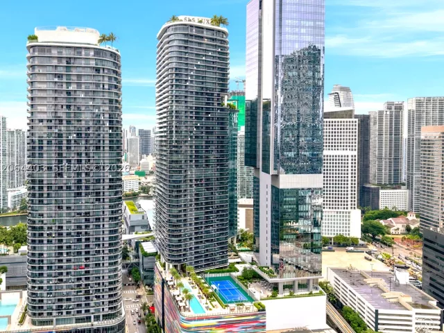 condo for sale in Miami - 801 S Miami Ave 610 - MondialRealty