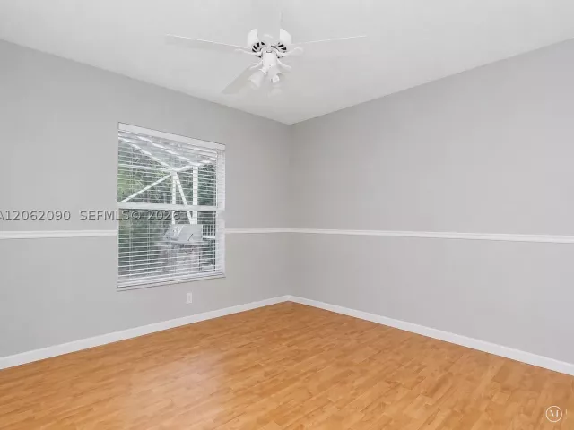 4-bedroom home for sale in Pembroke Pines - 19334 NW 12th St - MondialRealty