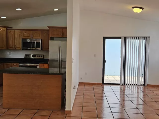 3-bedroom home for rent in Miami - 14765 SW 82nd St - MondialRealty