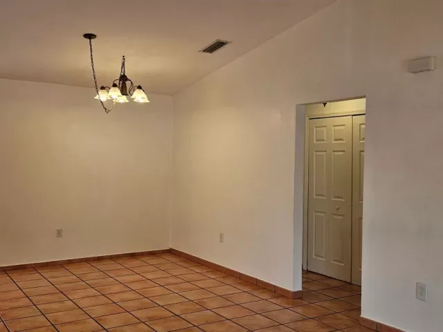 3-bedroom home for rent in Miami - 14765 SW 82nd St - MondialRealty