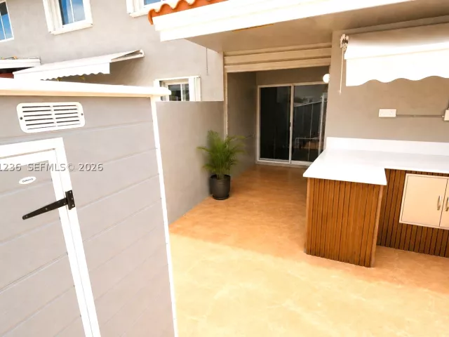3-bedroom home for rent in Miami - 8381 SW 148th Ave 0 - MondialRealty