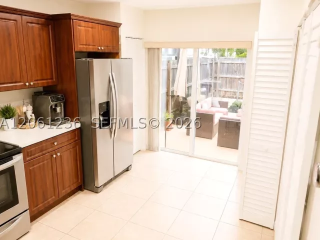 3-bedroom home for rent in Miami - 8381 SW 148th Ave 0 - MondialRealty