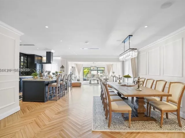 5-bedroom home for rent in Miami Beach - 1625 Daytonia Rd - MondialRealty