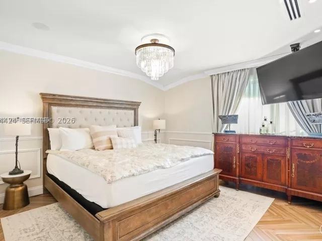 5-bedroom home for rent in Miami Beach - 1625 Daytonia Rd - MondialRealty