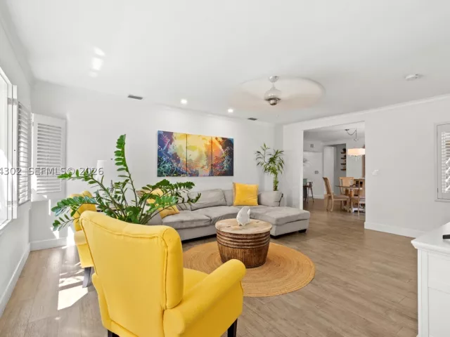 3-bedroom home for sale in Miami - 711 NE 72nd Ter - MondialRealty