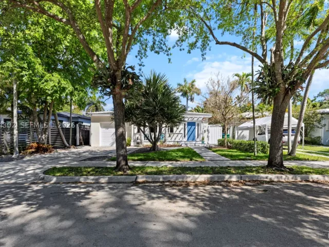 3-bedroom home for sale in Miami - 711 NE 72nd Ter - MondialRealty