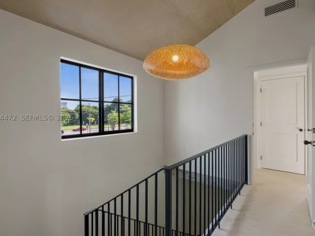 3-bedroom home for rent in Miami - 3603 Thomas Ave - MondialRealty