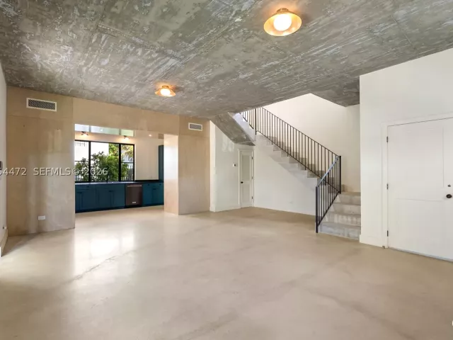 3-bedroom home for rent in Miami - 3603 Thomas Ave - MondialRealty