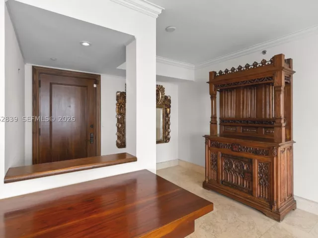 2-bedroom condo for sale in Sunny Isles Beach - 18911 Collins Ave 2103 - MondialRealty