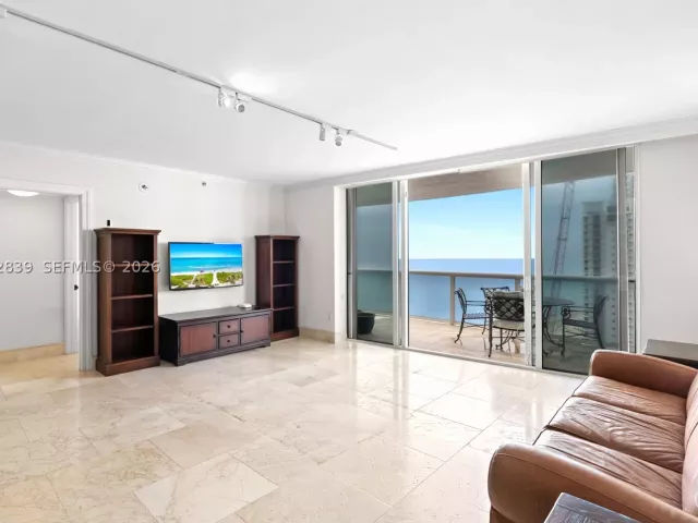 2-bedroom condo for sale in Sunny Isles Beach - 18911 Collins Ave 2103 - MondialRealty