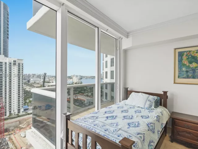 2-bedroom condo for sale in Sunny Isles Beach - 18911 Collins Ave 2103 - MondialRealty