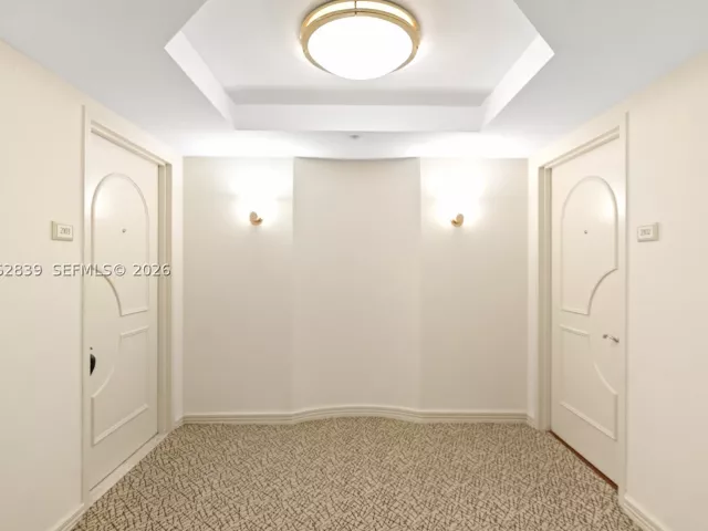 2-bedroom condo for sale in Sunny Isles Beach - 18911 Collins Ave 2103 - MondialRealty