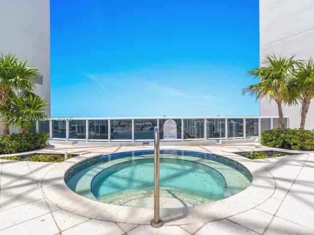 2-bedroom condo for sale in Sunny Isles Beach - 18911 Collins Ave 2103 - MondialRealty
