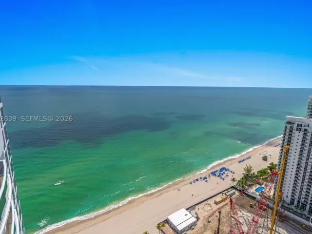 2-bedroom condo for sale in Sunny Isles Beach - 18911 Collins Ave 2103 - MondialRealty