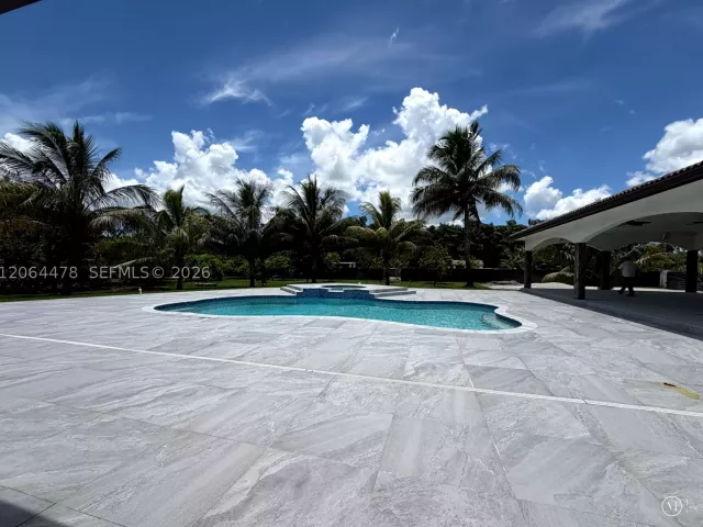 4-bedroom home for sale in Miami - 19690 SW 210th St - MondialRealty