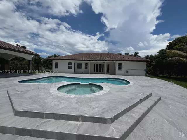 4-bedroom home for sale in Miami - 19690 SW 210th St - MondialRealty