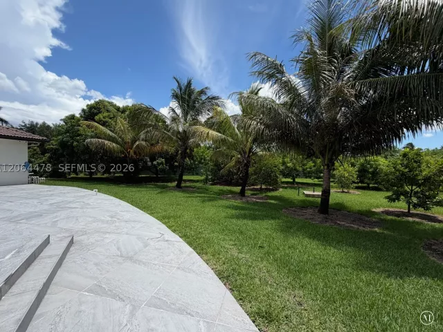 4-bedroom home for sale in Miami - 19690 SW 210th St - MondialRealty