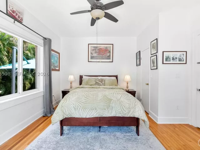 4-bedroom home for sale in Coral Gables - 1042 Sorolla Ave - MondialRealty