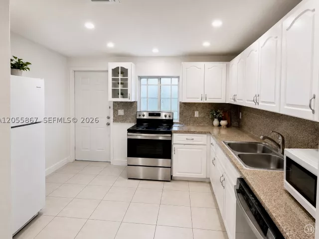 3-bedroom home for sale in Miami - 7529 NW 1st Ave - MondialRealty