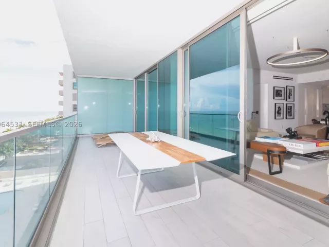 3-bedroom condo for rent in Bal Harbour - 10201 E Collins Ave 1002 - MondialRealty