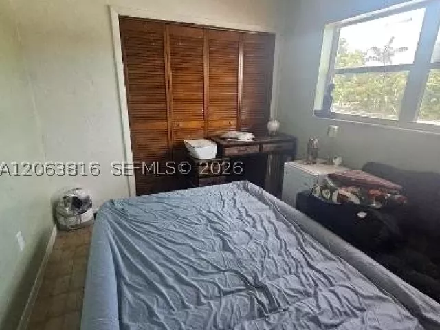 3-bedroom home for sale in Miami - 507 Flagami Blvd - MondialRealty