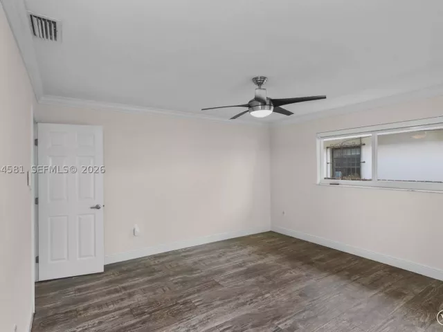 3-bedroom home for sale in Miami - 2224 SW 61st Ave - MondialRealty