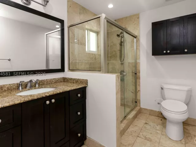 3-bedroom home for sale in Miami - 2224 SW 61st Ave - MondialRealty