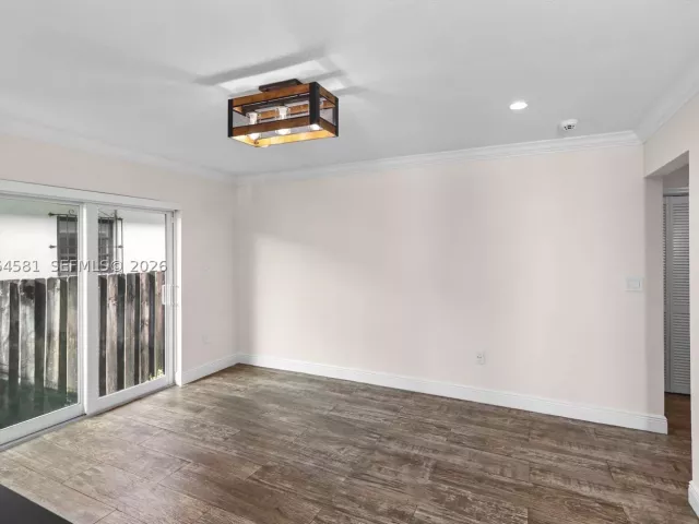 3-bedroom home for sale in Miami - 2224 SW 61st Ave - MondialRealty