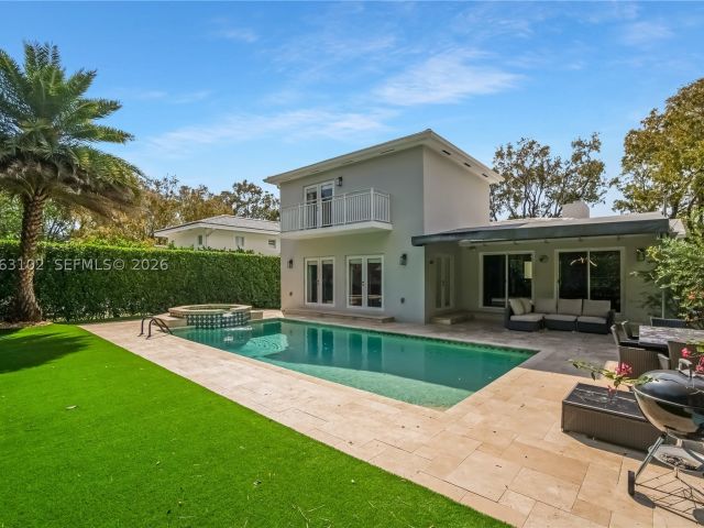 4-bedroom home for sale in Coral Gables - 507 Sevilla Ave - MondialRealty