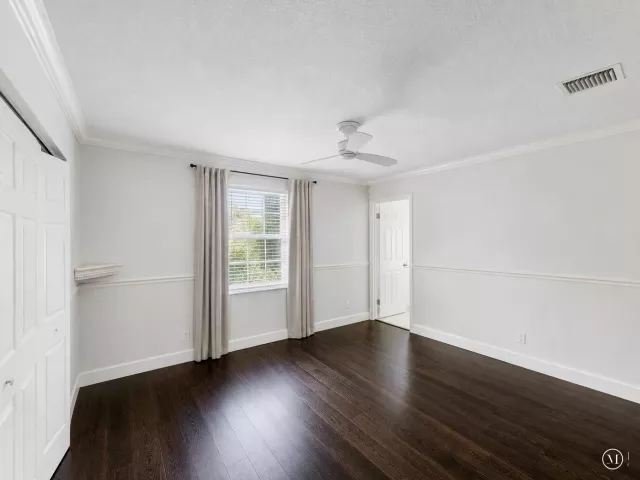 5-bedroom home for sale in Boca Raton - 8682 Via Ancho Road - MondialRealty
