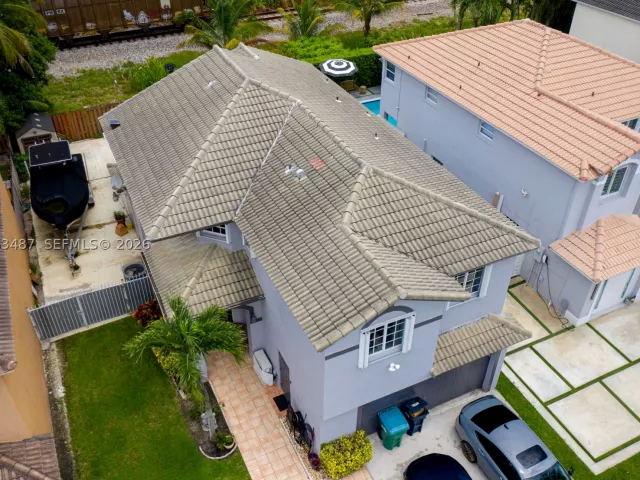 3-bedroom home for sale in Miami - 14835 SW 138th Ter - MondialRealty