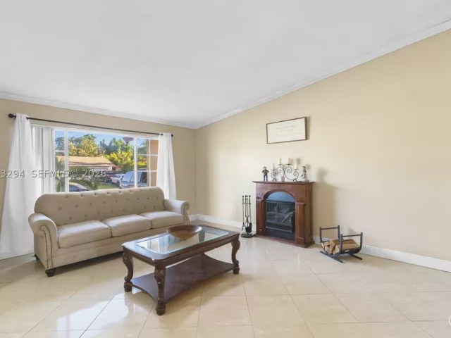 3-bedroom home for sale in Miami - 11045 SW 161st Ter - MondialRealty