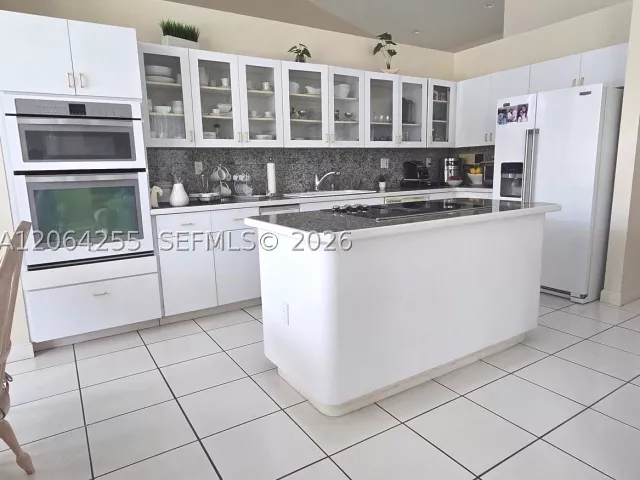 4-bedroom home for sale in Miami - 8235 SW 85th Ter - MondialRealty