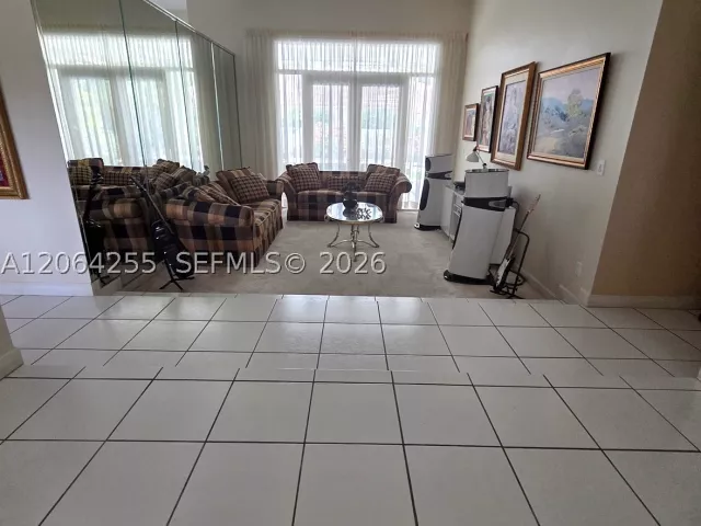 4-bedroom home for sale in Miami - 8235 SW 85th Ter - MondialRealty