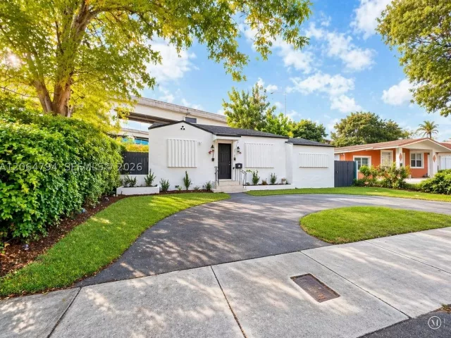 3-bedroom home for sale in Miami - 736 NW 41st St - MondialRealty