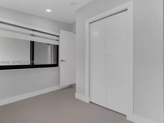4-bedroom home for sale in Miami - 4375 SW 112th Ave - MondialRealty