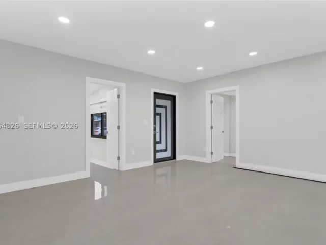 4-bedroom home for sale in Miami - 4375 SW 112th Ave - MondialRealty