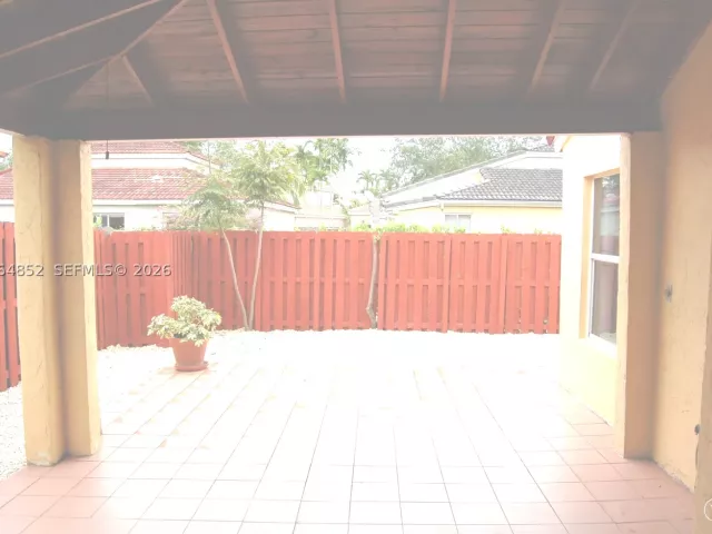 3-bedroom home for rent in Miami - 10957 SW 73rd Ter - MondialRealty