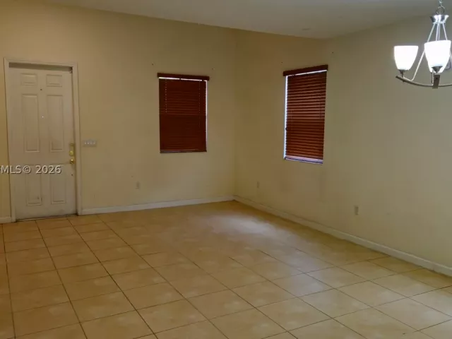 5-bedroom home for sale in Homestead - 3477 SE 3rd St - MondialRealty