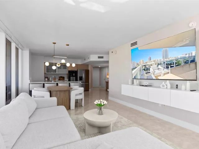2-bedroom condo for sale in Hallandale Beach - 1830 S Ocean Drive 1006 - MondialRealty
