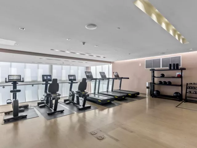 2-bedroom condo for sale in Hallandale Beach - 1830 S Ocean Drive 1006 - MondialRealty