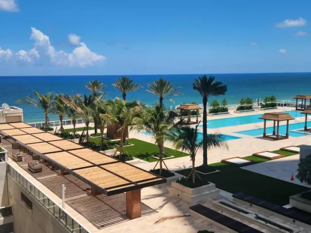 2-bedroom condo for sale in Hallandale Beach - 1830 S Ocean Drive 1006 - MondialRealty