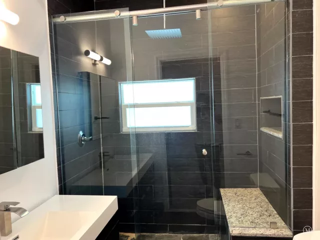 2-bedroom home for rent in Miami - 45 NE 50th Street - MondialRealty