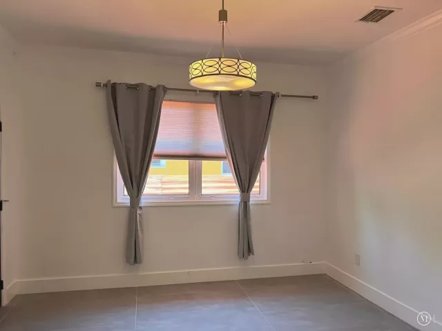 2-bedroom home for rent in Miami - 45 NE 50th Street - MondialRealty