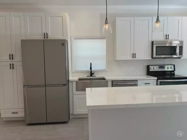 2-bedroom home for rent in Miami - 45 NE 50th Street - MondialRealty