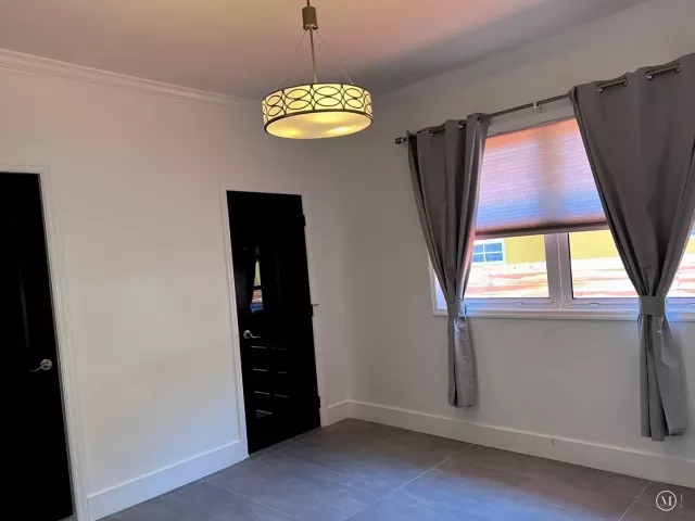 2-bedroom home for rent in Miami - 45 NE 50th Street - MondialRealty