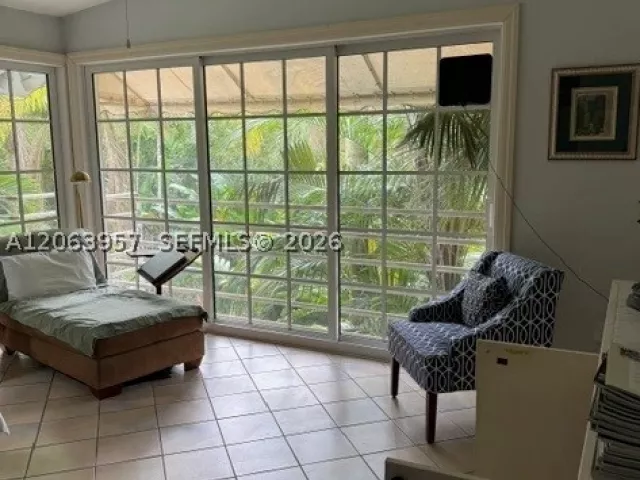 3-bedroom home for sale in Miami - 23805 SW 142nd Ave - MondialRealty