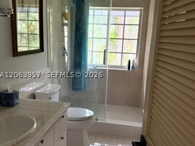 3-bedroom home for sale in Miami - 23805 SW 142nd Ave - MondialRealty